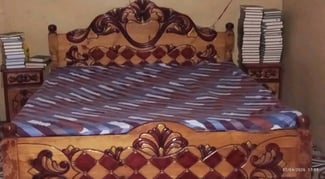 Chambre à coucher peu utilisée à vendre - Prix adorable