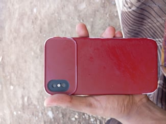 iPhone XS MAX avec batterie neuve et accessoires inclus