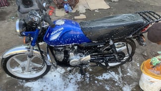 Moto Hero Hunter 100cc, comme neuve