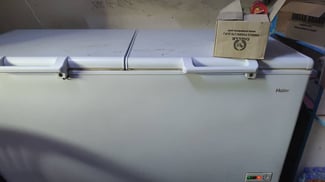 Réfrigérateur de boutique, excellent état