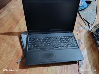 PC Dell Latitude 5590 8e Gen, 16 Go RAM, SSD 256 Go neuf