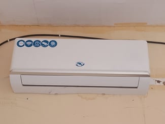 Climatiseur Split Limag 1,5 CV quasi neuf avec accessoires