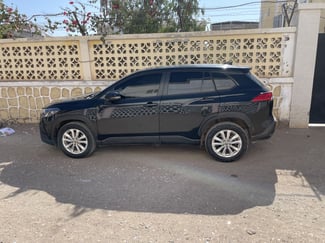Toyota Corolla Cross 2023 essence boîte automatique comme neuf