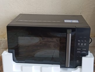 Micro-ondes neuf de qualité supérieure