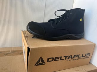 Chaussures de sécurité Delta Plus confortables et résistantes