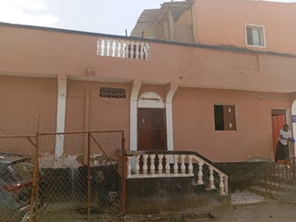Maison F3 avec terrasse et parking à Balballa 11