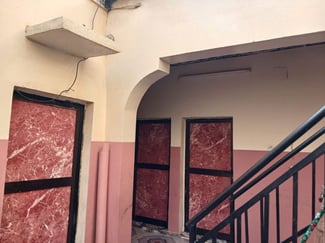Maison spacieuse 4 chambres avec terrasse à Cite Gaagar calme