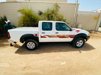 Nissan Hard Body Pick-up en très bon état