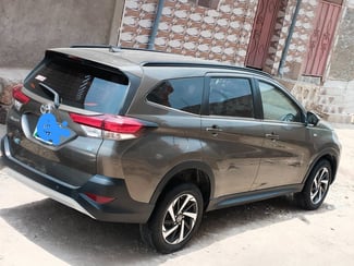 Toyota Rush 2023, automatique, en excellent état