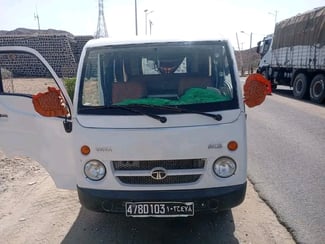 Véhicule Tata 478D103 neuf en excellent état