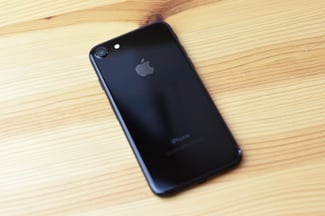 iPhone 7 d'occasion avec caméra et micro défectueux