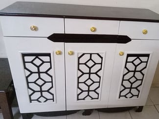 Armoire buffet en bois design moderne géométrique noir et blanc