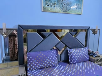 Chambre à coucher complète d'occasion en bon état