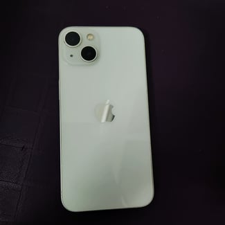 iPhone 13 Blanc 128 Go, batterie neuve, excellent état