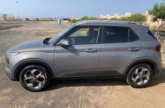 Hyundai Venue 2021 Essence SUV compact en excellent état