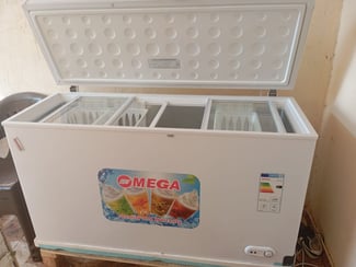 Réfrigérateur neuf utilisé 1 mois, excellent état