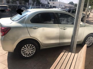 Suzuki New Dzire 2020, Essence, Automatique, 95 000 km, Gris