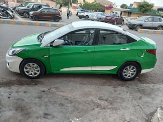 Hyundai Accent 2014 diesel en bon état