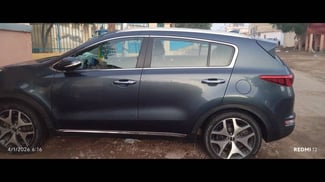 Kia en excellent état, idéal femme, faible kilométrage