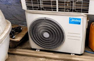 Climatiseur MIDEA Inverter 2,5 CV en très bon état