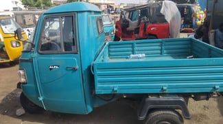 Triporteur Mahindra Diesel Neuf, Utilitaire Vert