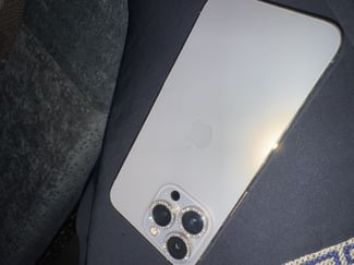 iPhone 13 Pro, excellent état, batterie 87%