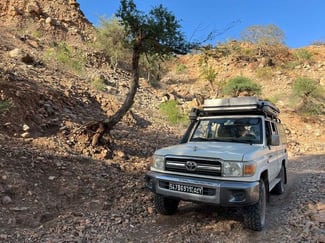 Toyota Land Cruiser Hardtop 2015 diesel boîte manuelle 10 places