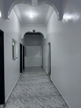 Appartement 3 chambres avec terrasse proche marché Riyad