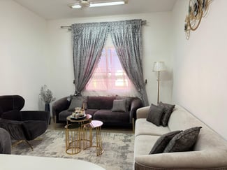 Mobilier complet pour maison et appartement en bon état