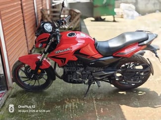 Recherche moto Hero Hunk 150 ou Honda SP125 d'occasion