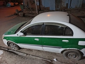 Taxi d'occasion à réparer, bon potentiel mécanique