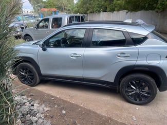 Toyota Starlet Cross 2025 presque neuve sous garantie 5 ans
