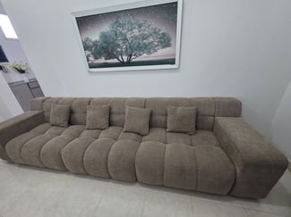 Salon neuf confortable en excellent état