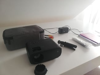Vidéoprojecteur Elephas Full HD 1080p avec accessoires complet