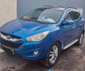 Hyundai Tucson diesel en très bon état avec climatisation
