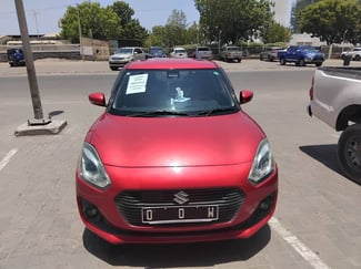 Suzuki Swift 2018 essence, climatisée, excellent état