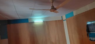 Chambre à louer avec eau et électricité à Hayabley près poste police