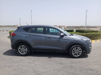Hyundai Tucson à louer, boîte automatique, diesel, confort moderne