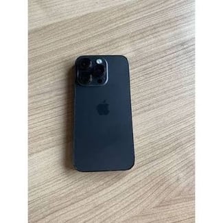 iPhone 14 Pro 256 Go Noir Sidéral en très bon état