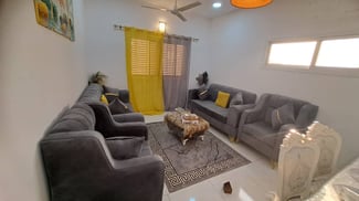 Lot complet de mobilier et équipements de maison