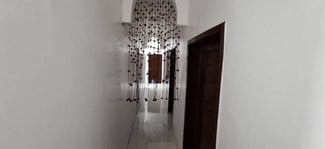 Maison F6 duplex neuf, construite récemment à Barwaqo
