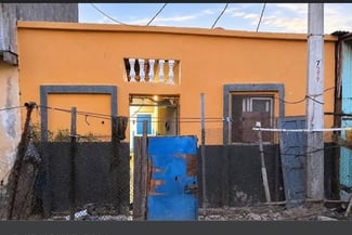 Maison F3 récente avec titre foncier à Q7BIS