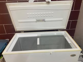 Mini congélateur SAM 191 litres en bon état
