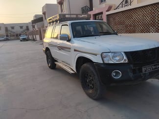 Nissan Patrol 2010, climatisation, sièges cuir