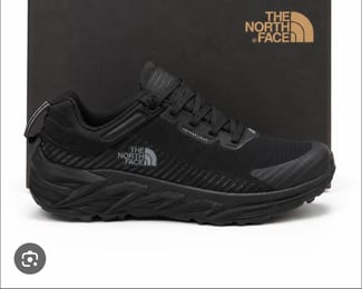 Chaussures multimarques disponibles en plusieurs modèles