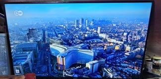 Téléviseur Star-X 40 pouces Full HD LED