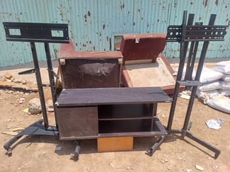 Support écran plasma avec table en très bon état