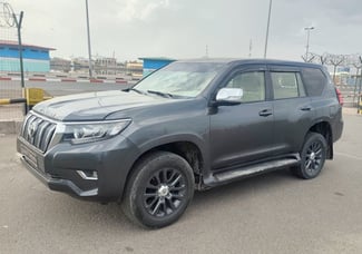 Toyota Prado 2016, essence, boîte automatique, haut de gamme