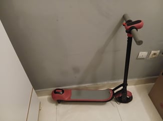 Trottinette électrique enfant en très bon état