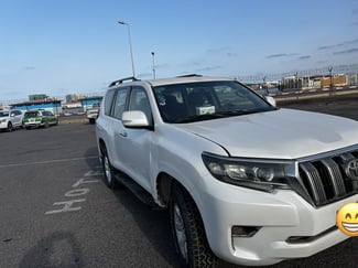 Toyota Land Cruiser Prado TXL diesel, boîte manuelle, Djibouti